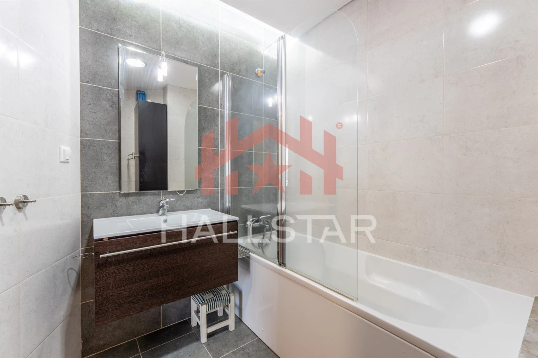 Apartamento T2 para Venda em Fatima Foto 14