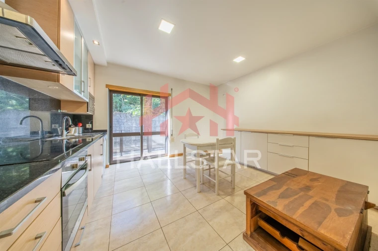 Apartamento T2 para Arrendamento em Leiria, Pousos, Barreira e Cortes Foto 5