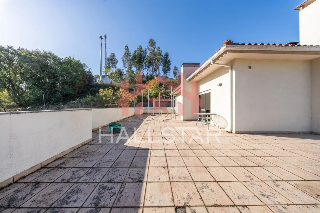 Apartamento T2 para Arrendamento em Leiria, Pousos, Barreira e Cortes Foto 16