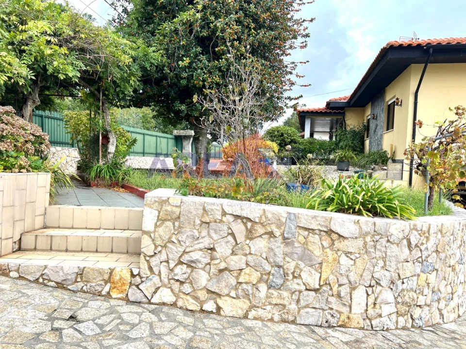 Moradia T5 para Venda em São Roque Foto 4
