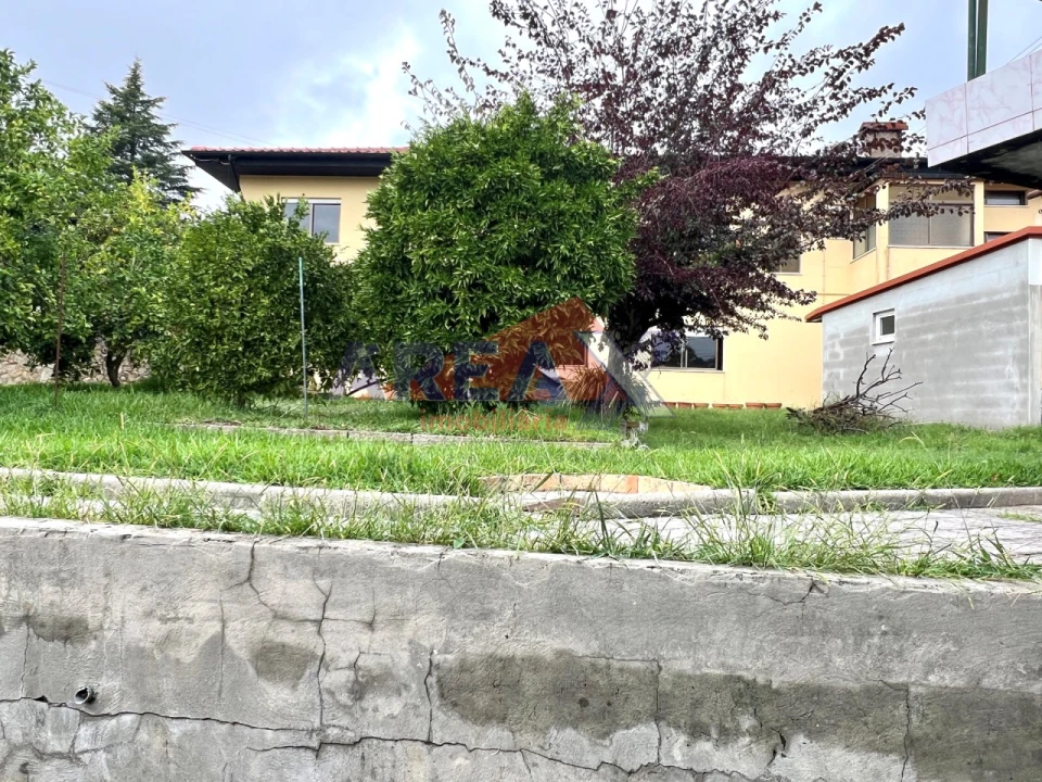 Moradia T5 para Venda em São Roque Foto 6