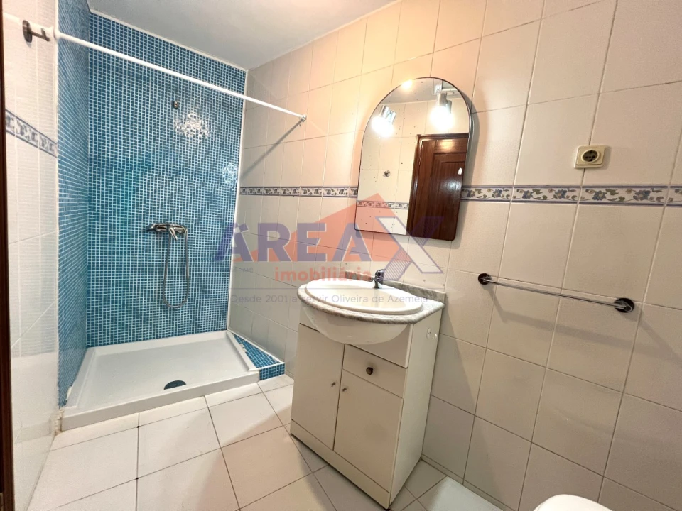 Moradia T5 para Venda em São Roque Foto 17