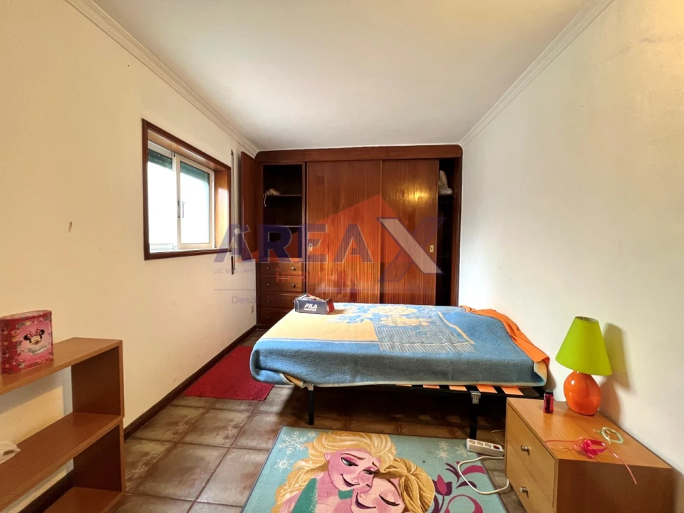 Moradia T5 para Venda em São Roque Foto 34