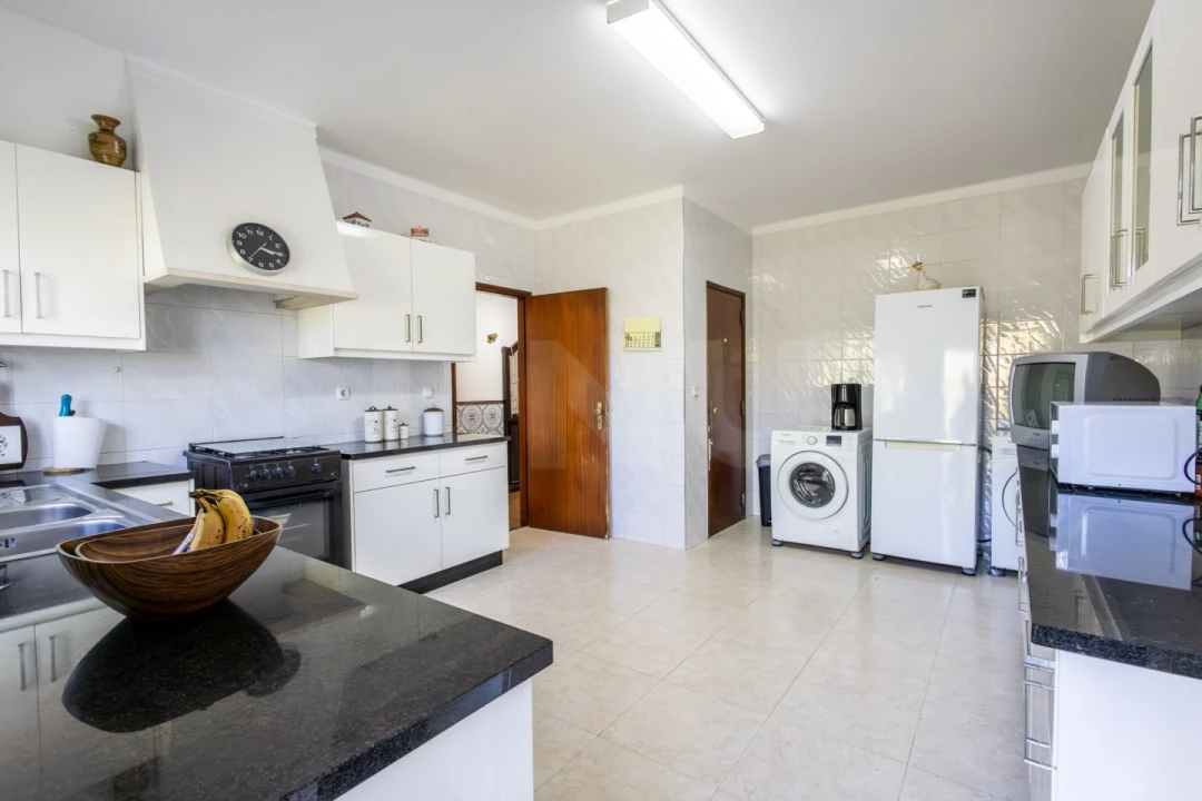 Moradia T3 para Venda em Alfeizerão Foto 3