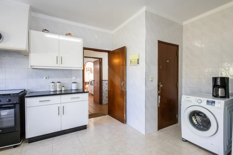 Moradia T3 para Venda em Alfeizerão Foto 7