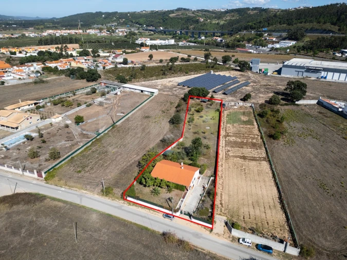 Moradia T3 para Venda em Alfeizerão Foto 59