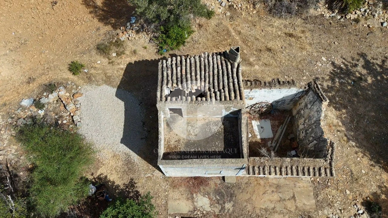 Moradia para Venda em Quelfes Foto 2
