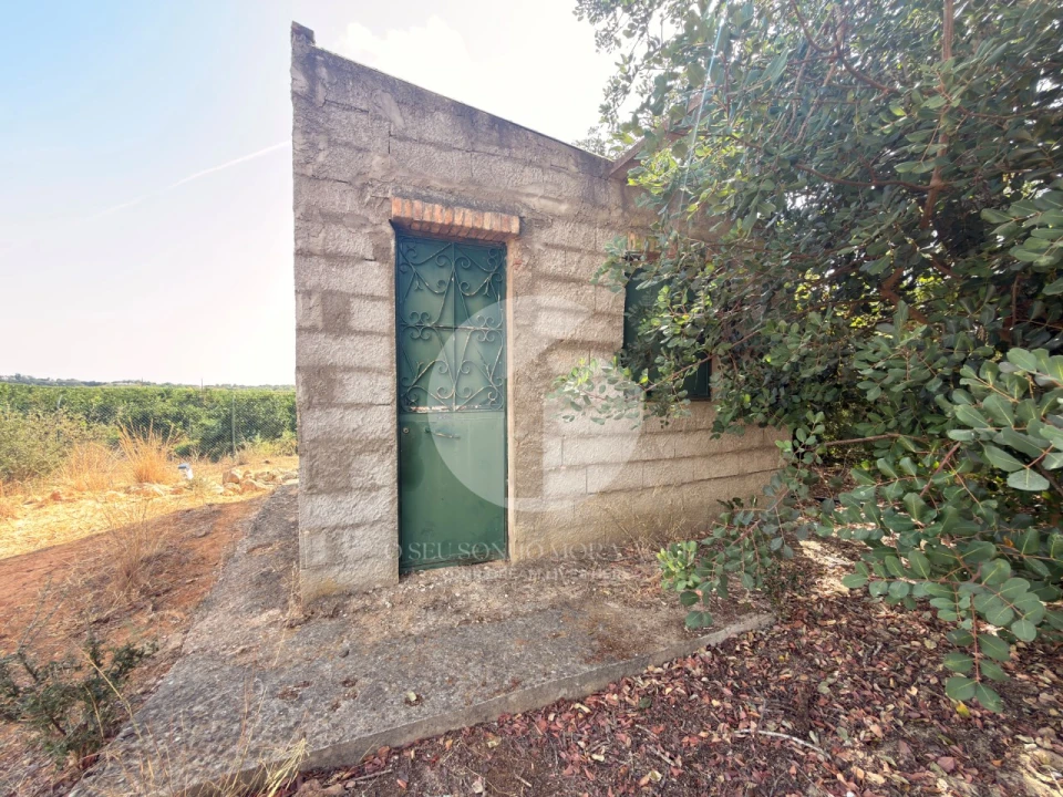 Moradia para Venda em Quelfes Foto 9