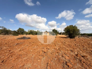 Moradia para Venda em Quelfes