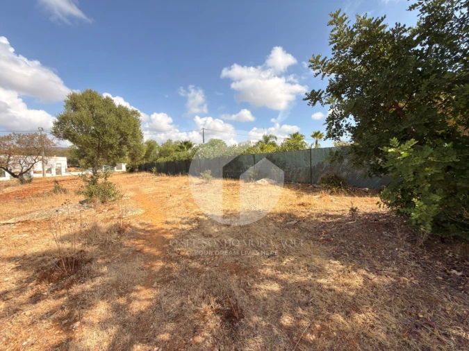 Moradia para Venda em Quelfes Foto 14