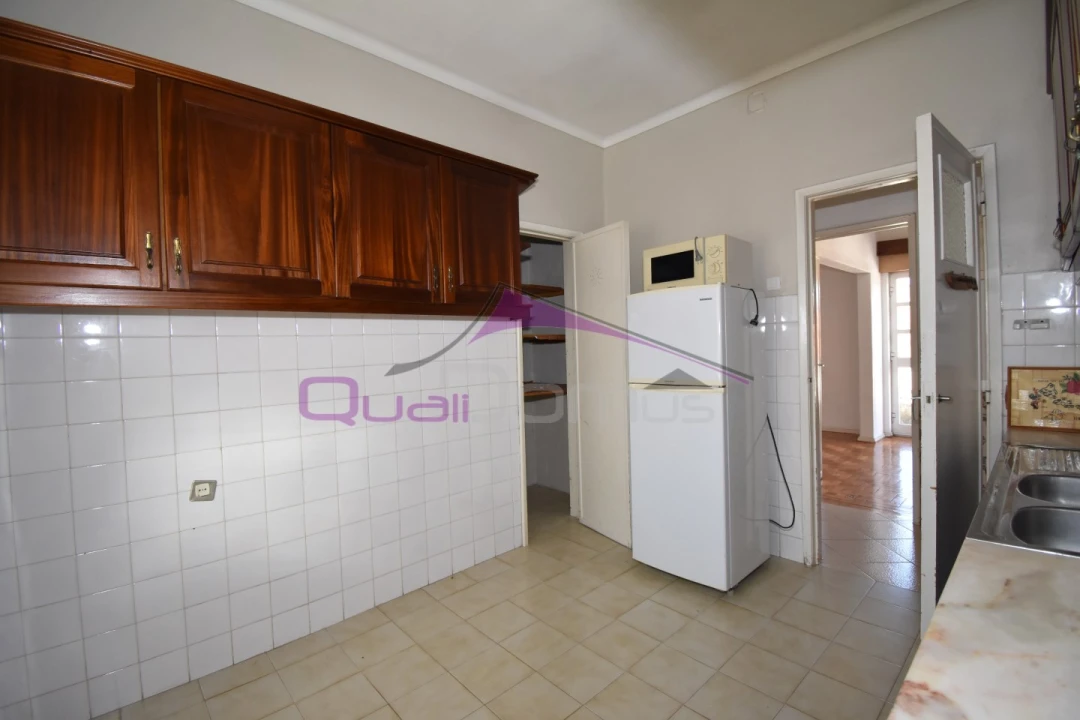 Apartamento T2 para Venda em São João Baptista Foto 3