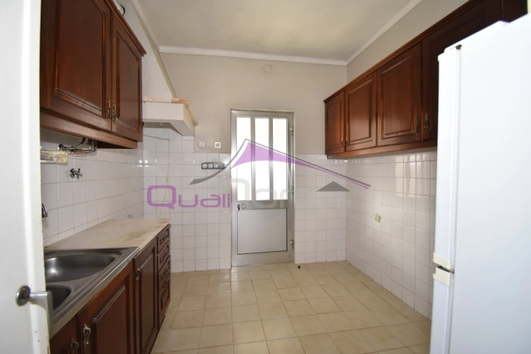 Apartamento T2 para Venda em São João Baptista Foto 4
