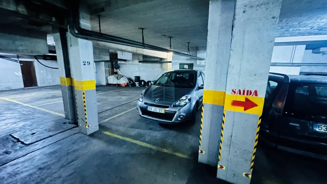 Apartamento T2 para Venda em Custóias, Leça do Balio e Guifões Foto 32