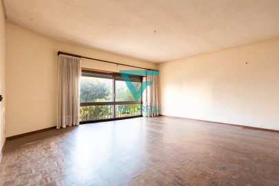 Moradia T5 para Venda em Marinha Grande