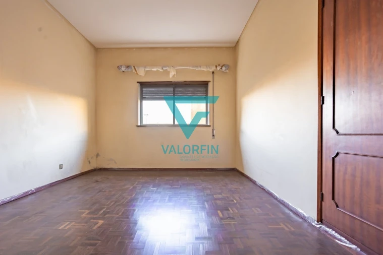 Moradia T5 para Venda em Marinha Grande Foto 17