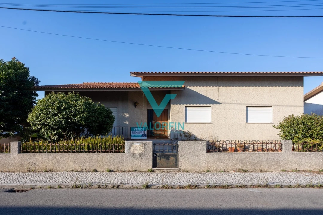Moradia T5 para Venda em Marinha Grande Foto 1