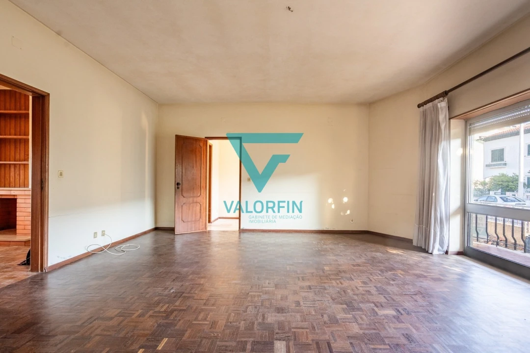 Moradia T5 para Venda em Marinha Grande Foto 5