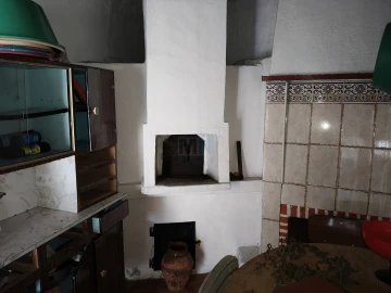 Moradia T4 para Venda em Cernache
