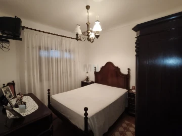 Moradia T4 para Venda em Cernache