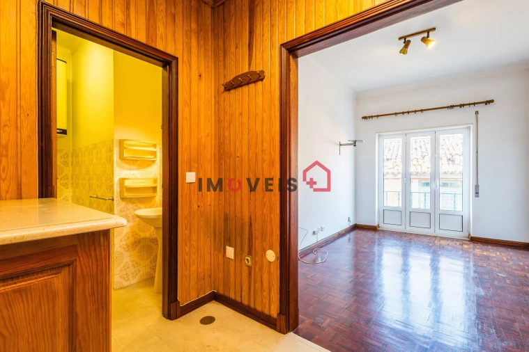 Apartamento T1 para Venda em Leiria, Pousos, Barreira e Cortes Foto 3