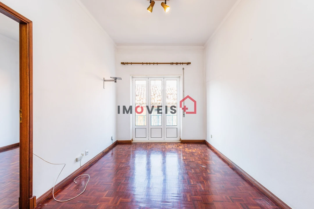 Apartamento T1 para Venda em Leiria, Pousos, Barreira e Cortes Foto 7
