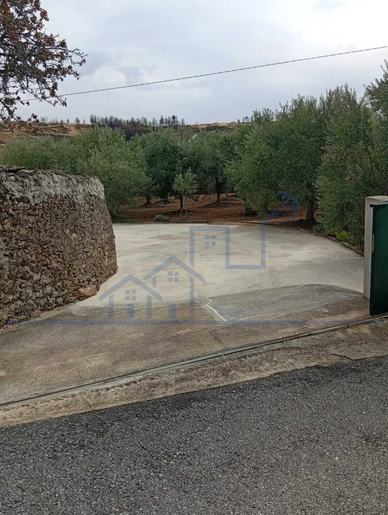 Moradia T4 para Venda em Carviçais Foto 2
