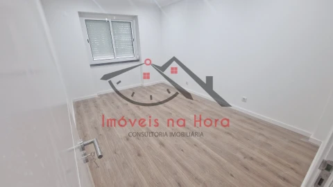 Apartamento T3 para Venda em Odivelas