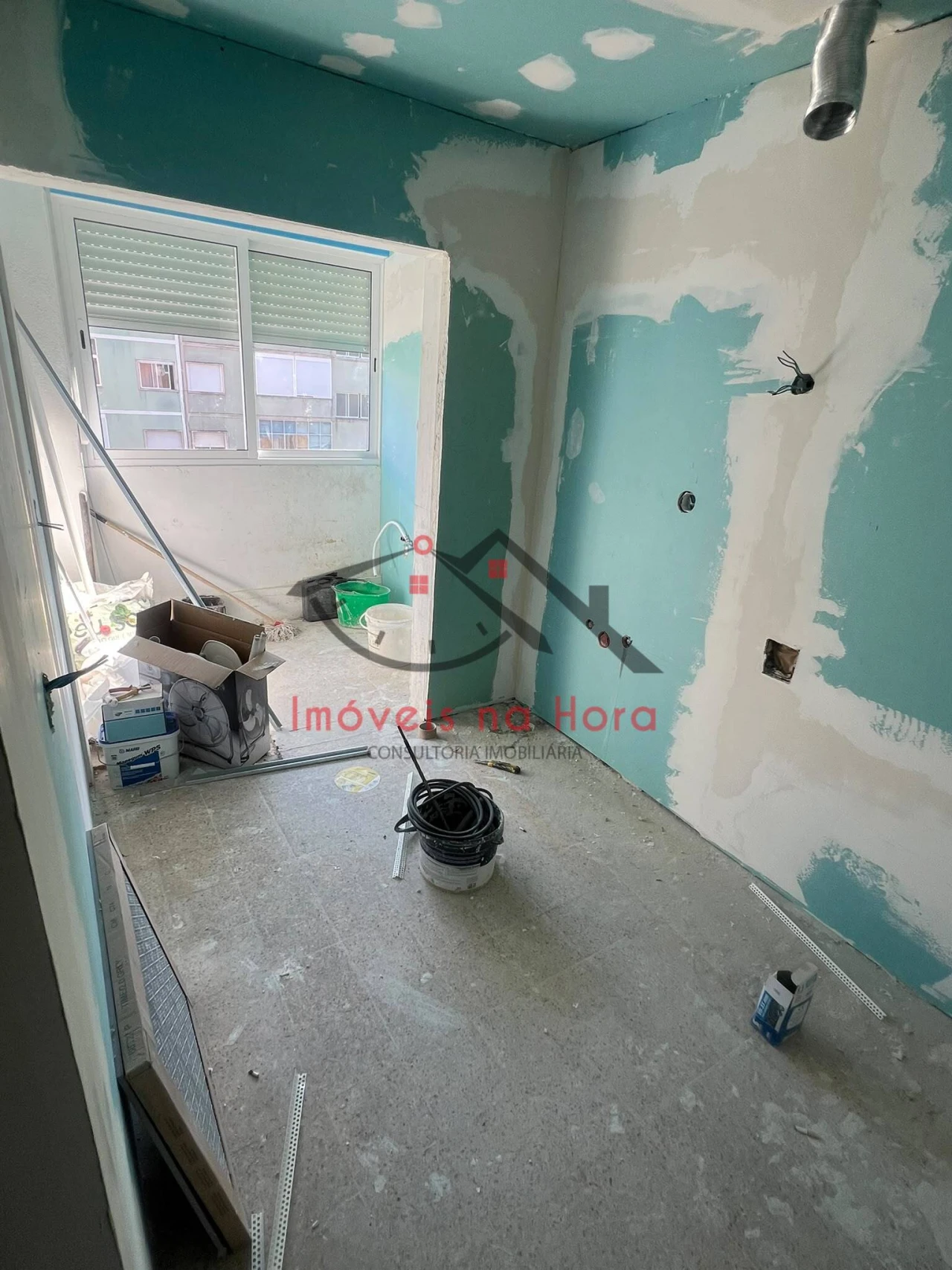 Apartamento T3 para Venda em Odivelas Foto 2