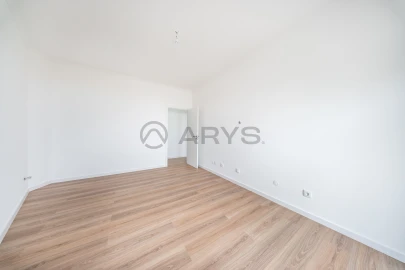 Apartamento T2 para Venda em Aver-O-Mar, Amorim e Terroso