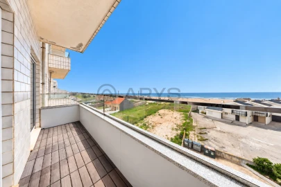 Apartamento T2 para Venda em Aver-O-Mar, Amorim e Terroso