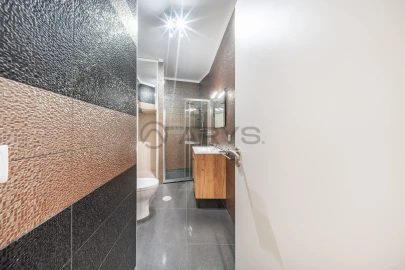 Apartamento T2 para Venda em Aver-O-Mar, Amorim e Terroso