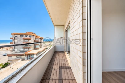 Apartamento T2 para Venda em Aver-O-Mar, Amorim e Terroso