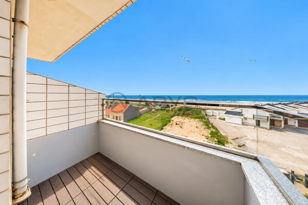 Apartamento T2 para Venda em Aver-O-Mar, Amorim e Terroso Foto 13