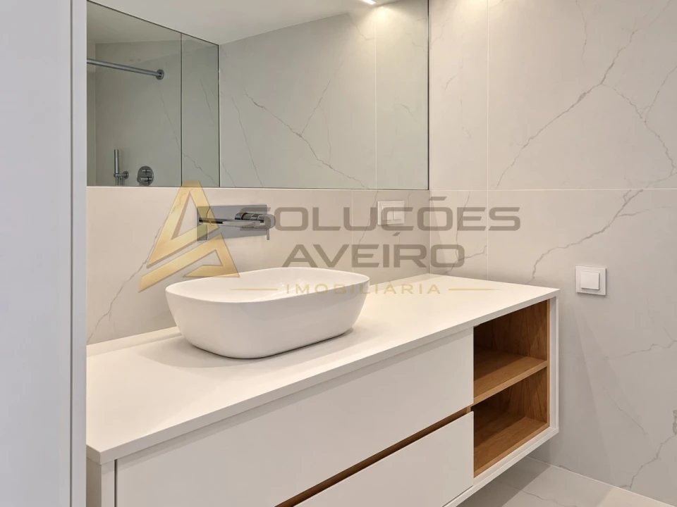 Apartamento T2 para Venda em Glória e Vera Cruz Foto 4