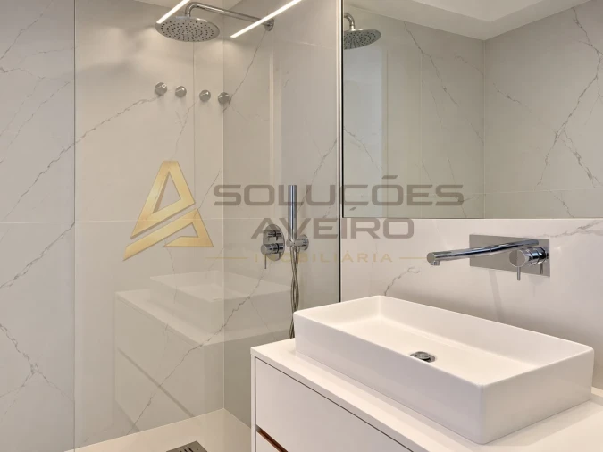 Apartamento T2 para Venda em Glória e Vera Cruz Foto 5