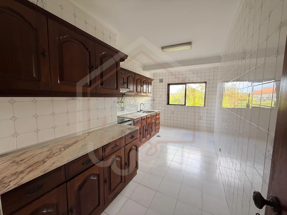 Apartamento T2 para Venda em Esgueira Foto 1