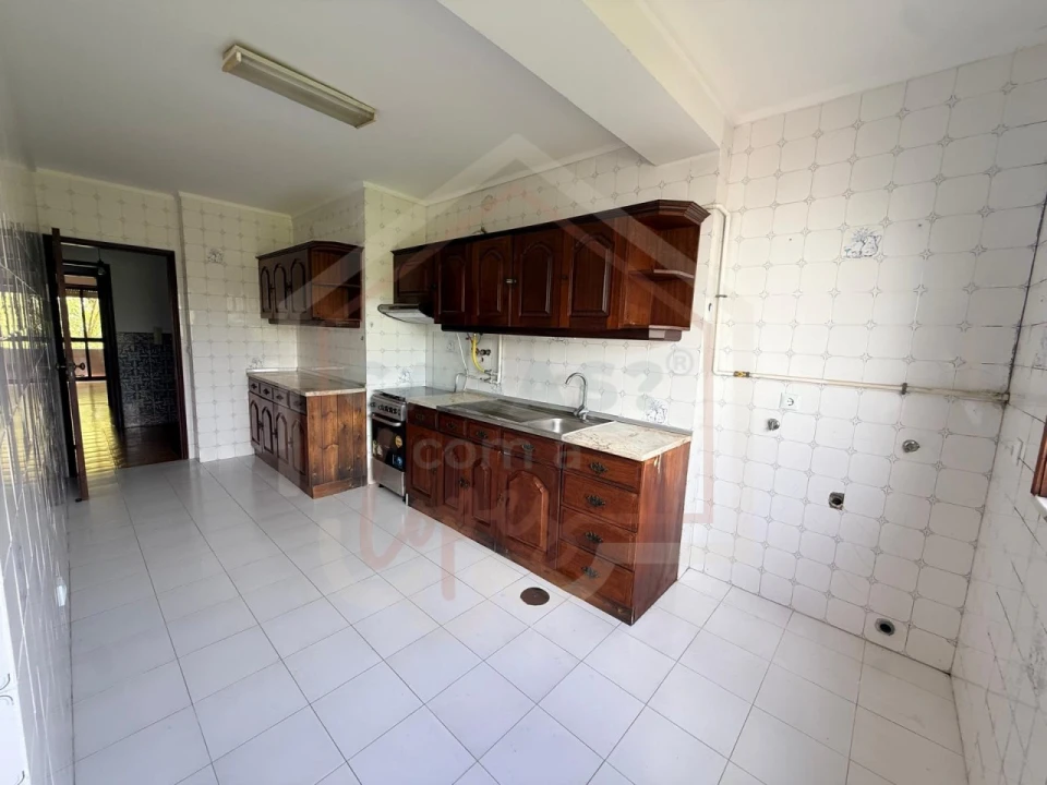 Apartamento T2 para Venda em Esgueira Foto 2