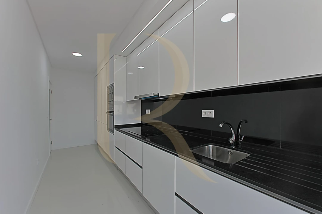 Apartamento T3 para Venda em Laranjeiro e Feijó Foto 3