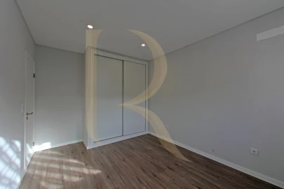 Apartamento T3 para Venda em Laranjeiro e Feijó