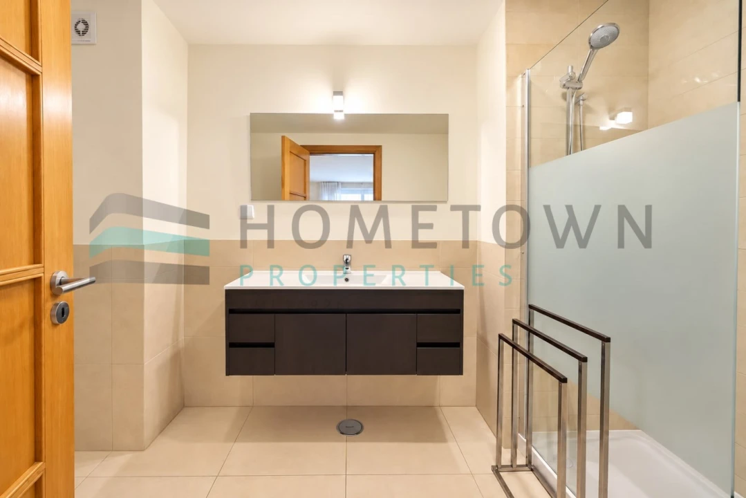Apartamento T3 para Venda em Quarteira Foto 20