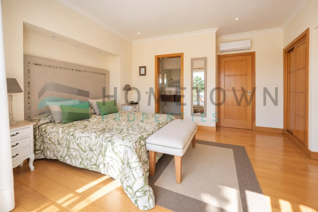 Apartamento T3 para Venda em Quarteira Foto 34