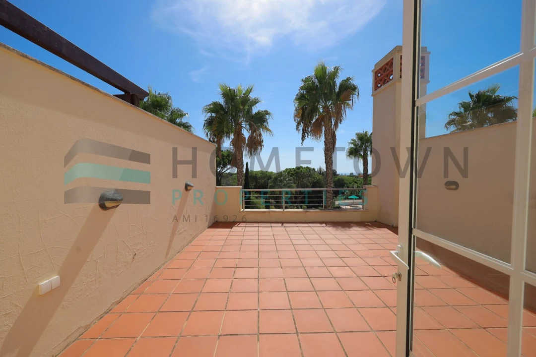 Apartamento T3 para Venda em Quarteira Foto 52