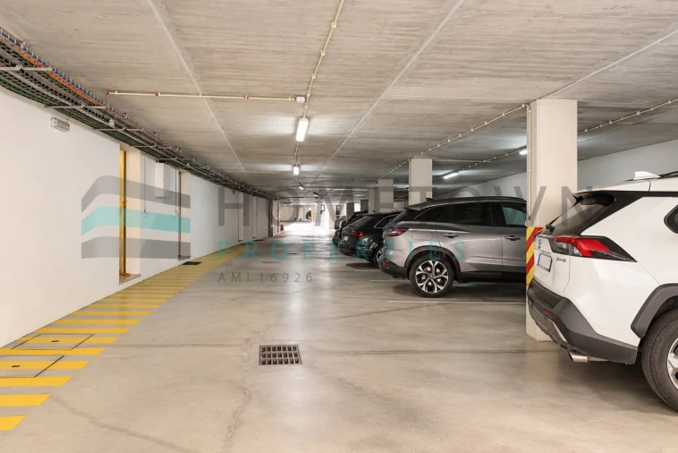 Apartamento T3 para Venda em Quarteira Foto 39