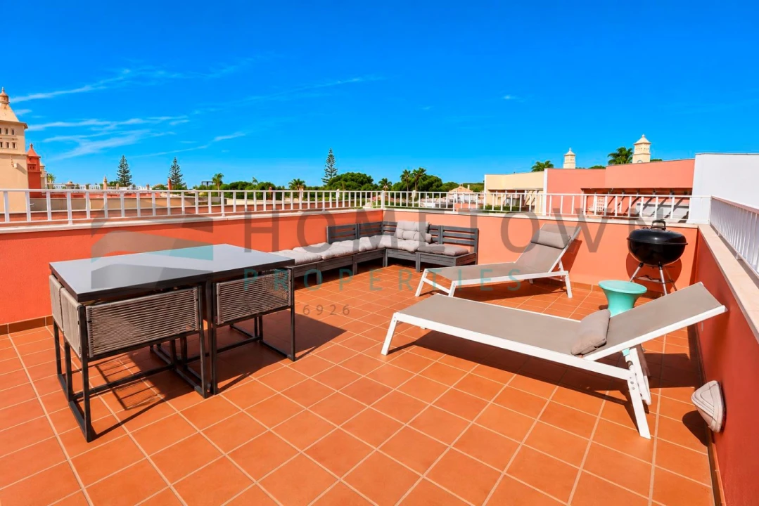 Apartamento T1 para Venda em Quarteira Foto 23