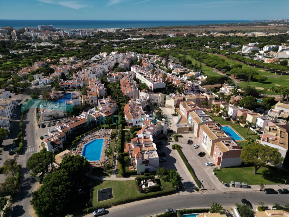 Apartamento T1 para Venda em Quarteira Foto 14