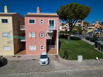 Apartamento T1 para Venda em Quarteira