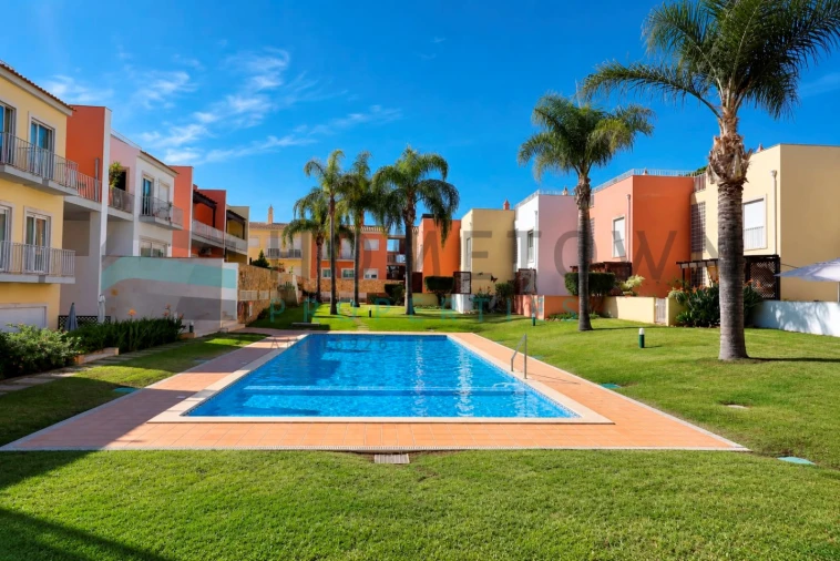 Apartamento T1 para Venda em Quarteira Foto 21