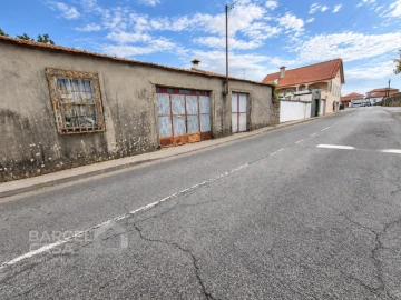 Moradia T2 para Venda em Chorente, Góios, Courel, Pedra Furada e Gueral