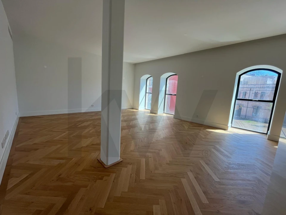 Apartamento T3 para Venda em Beato Foto 3
