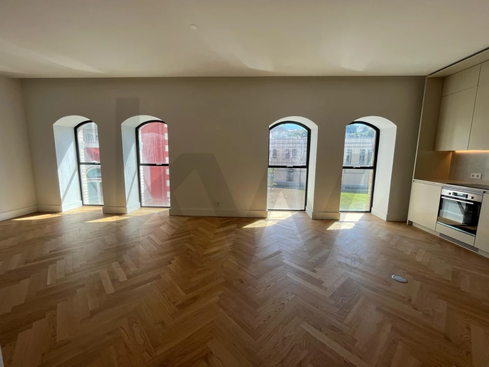 Apartamento T3 para Venda em Beato Foto 1